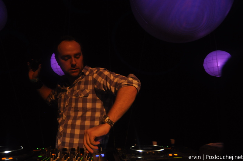 ELEKTRA W. PAN-POT (MOBILEE) - Pátek 14. 12. 2012